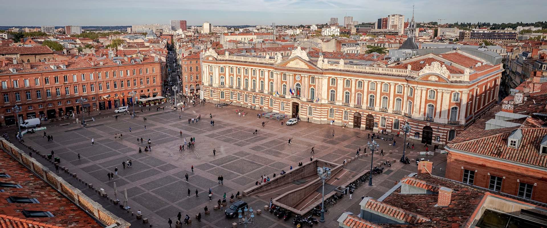 La place du Capitole à Toulouse