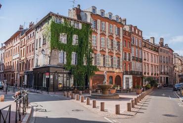 Place Saintes-Scarbes